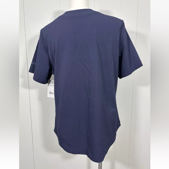 NWT Climate Right by Cuddl Duds Navy Scrub Top Size 2X Ion Anti-Bacterial Tech - Picture 4 of 9
